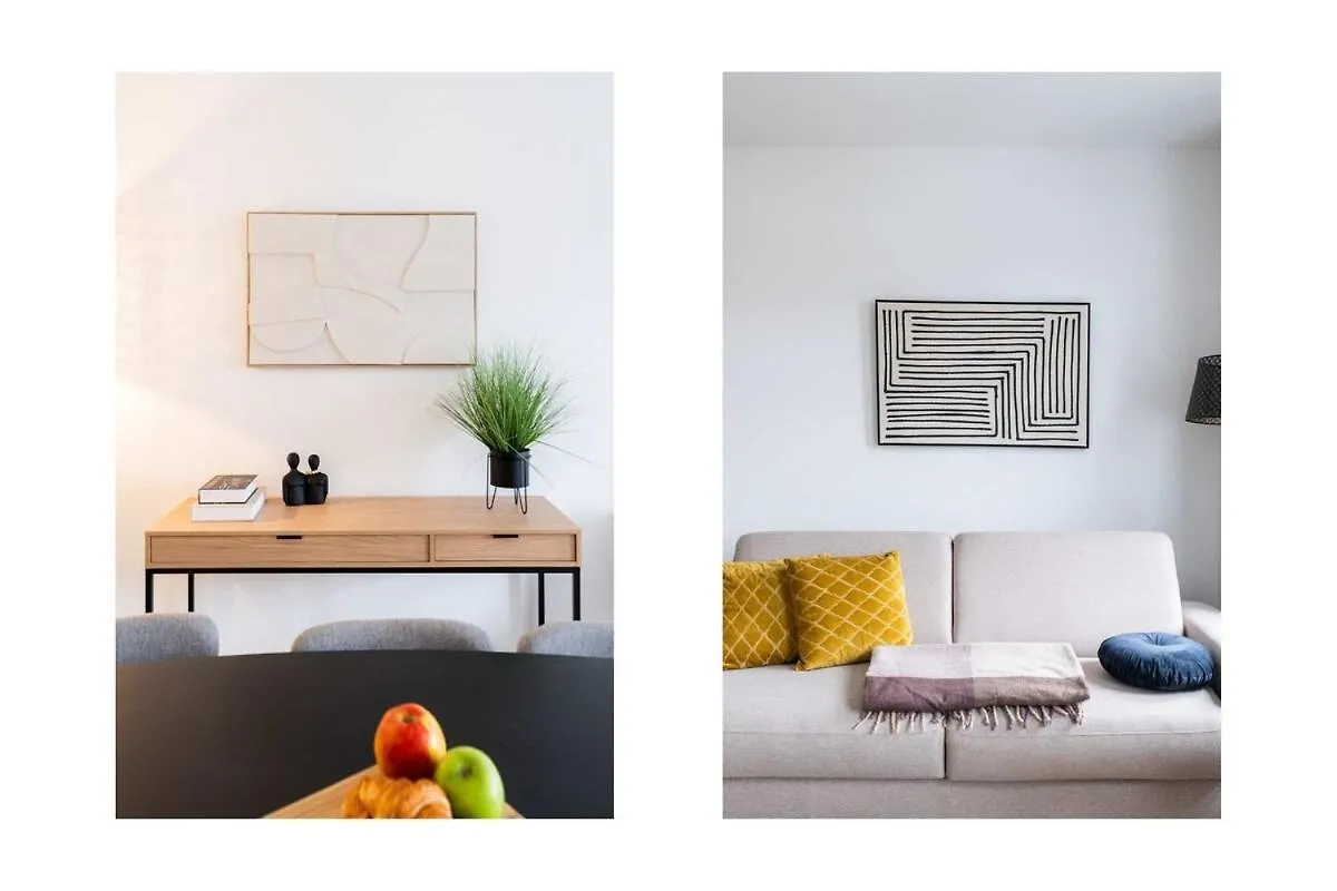 Stylish Duplex For 8 In Central Antverpy 0*,  Belgie