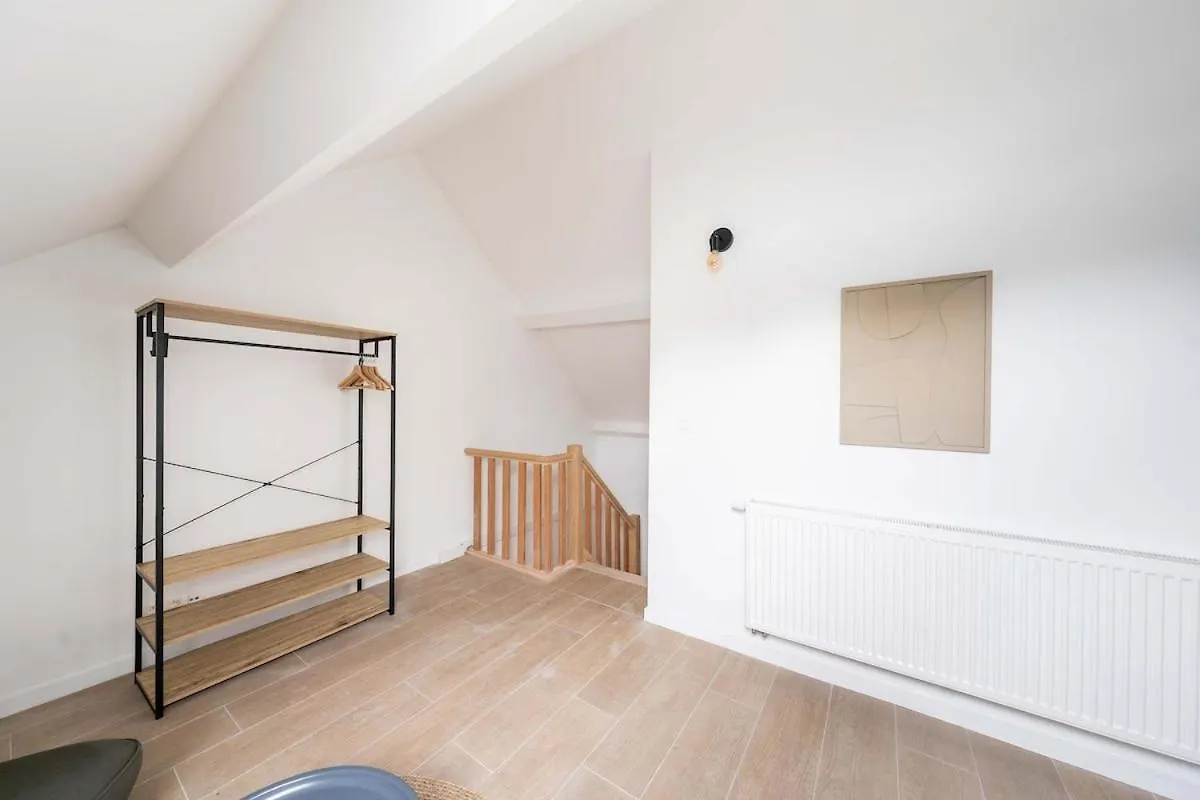 Apartment Stylish Duplex For 8 In Central Antwerp Belgium