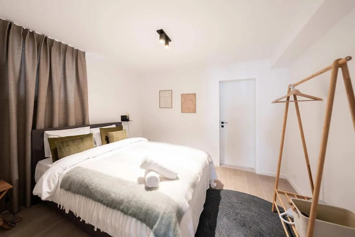 Stylish Duplex For 8 In Central Antwerp Belgium